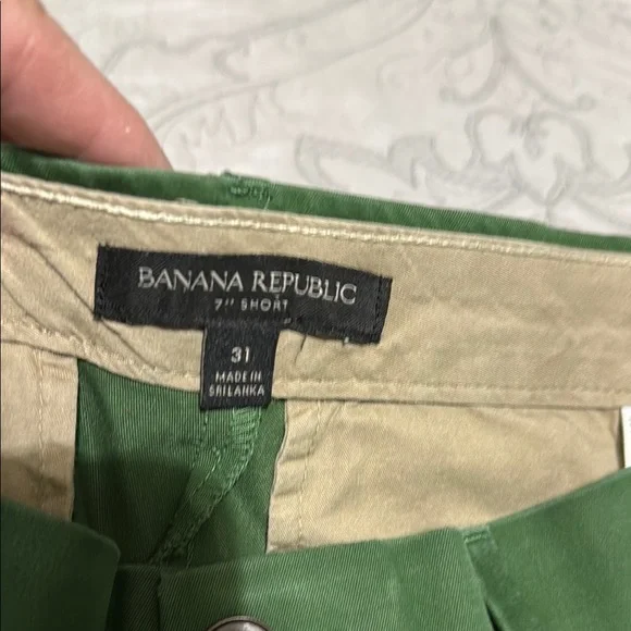 Banana Republic Green Flat Front Shorts - Picture 3 of 3